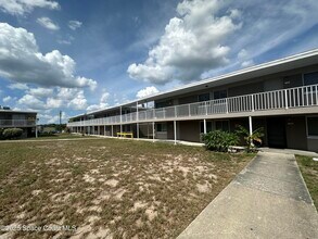 Building Photo - 800 N Fiske Blvd
