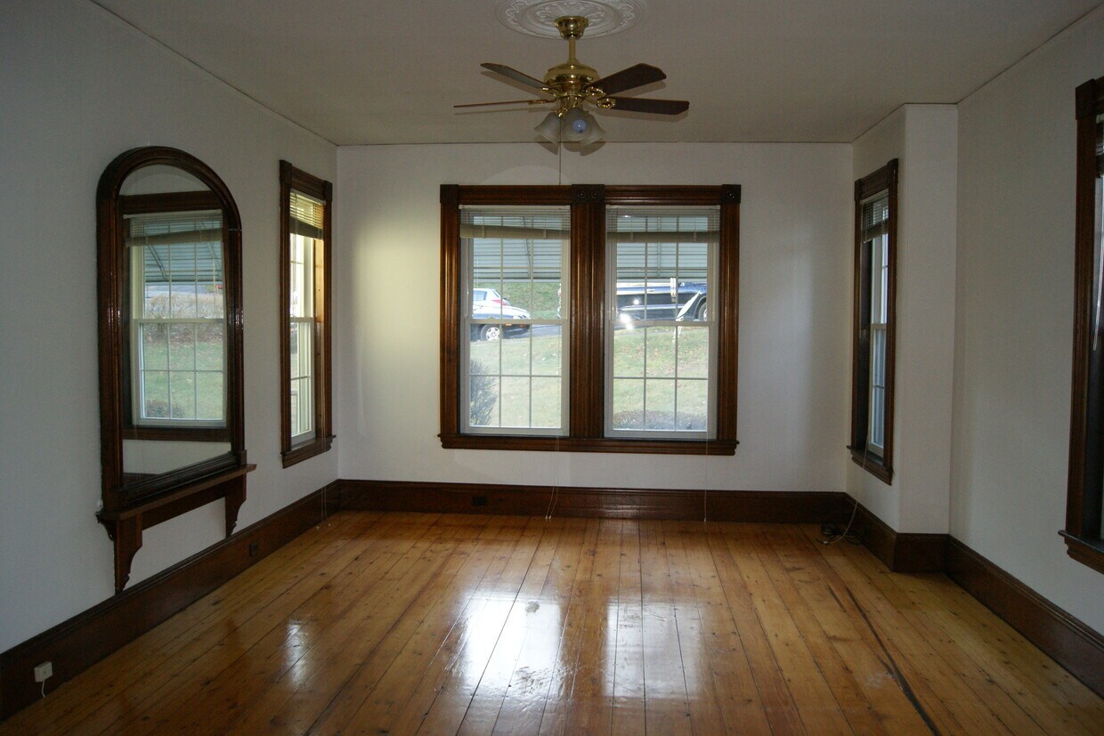 Main Bedroom - 43 Prospect Ave