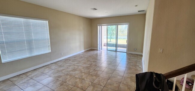 Foto del edificio - 3 Bed/2.5 Bath in Cypress Reserve
