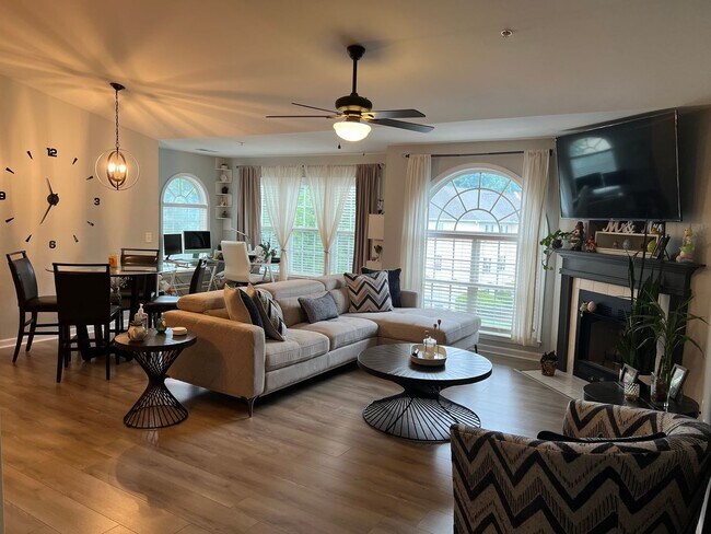 Foto del edificio - Updated 2-Bedroom Condo in Winston-Salem