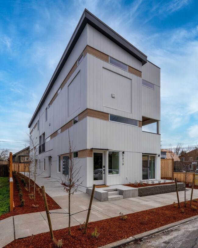 Foto del edificio - 5022 NE 26th Ave