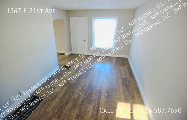 Foto del edificio - 1367 E 21st Ave