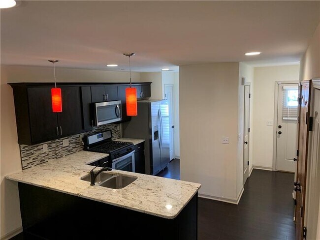 Foto del edificio - 1587 Springleaf Point SE