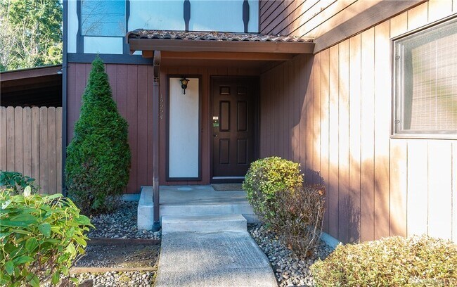 Building Photo - 12220 Shaw Rd E