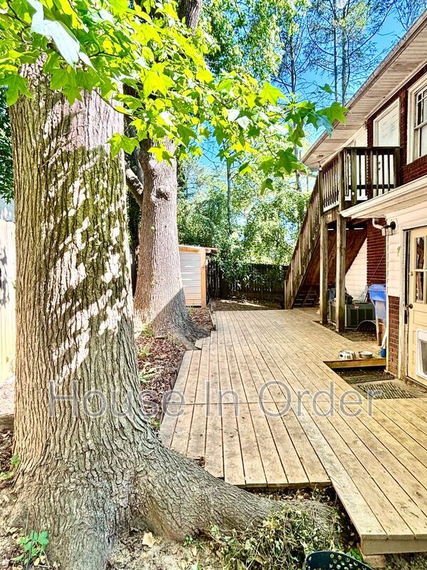 Building Photo - 22 Brucemont Cir