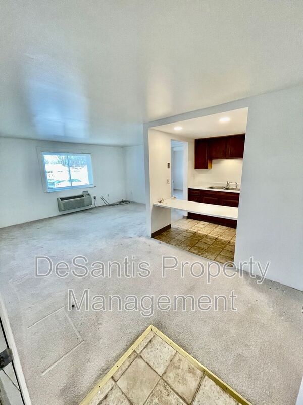 Foto del edificio - 628 Steele St