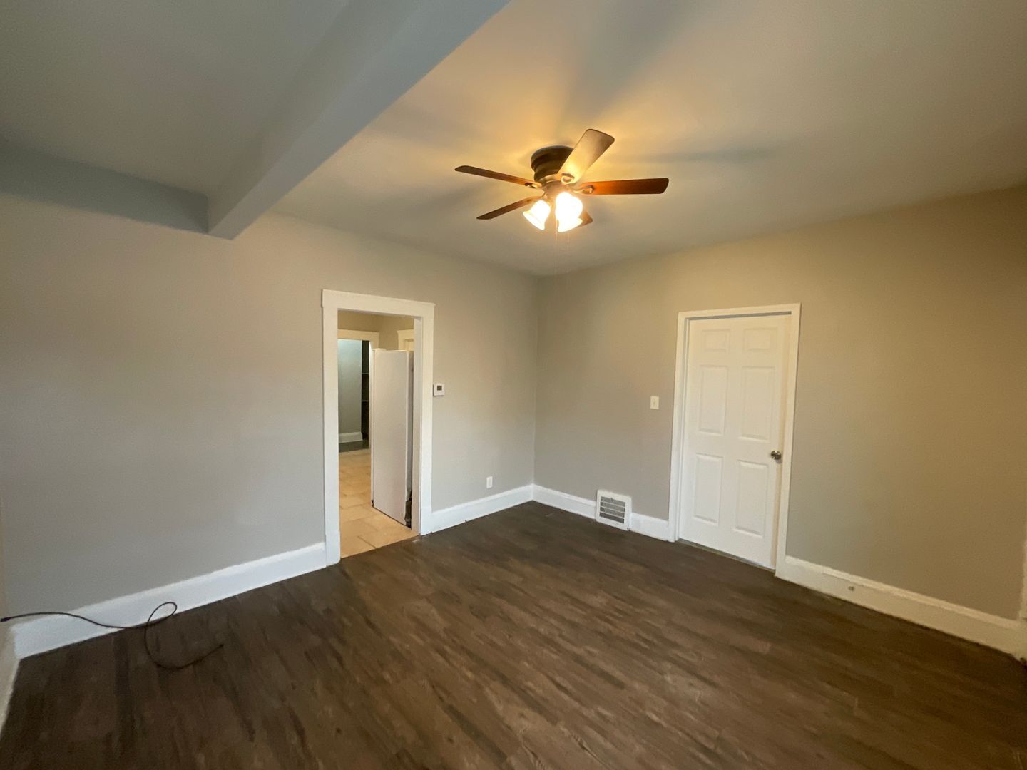 8101 Grand Division Ave Cleveland, OH 44125 – photo 2