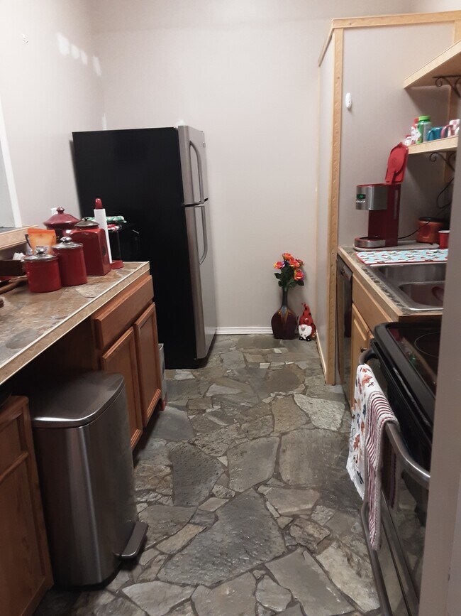 Cocina - 4040 US Highway 93 N