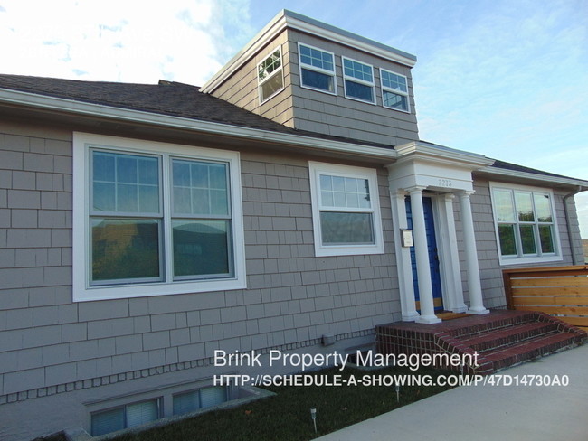 Building Photo - 2273 37th Ave SW