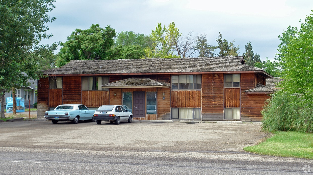 949 N Oregon St, Ontario, OR 97914 Apartments in Ontario, OR