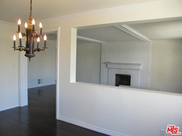 Building Photo - 1366 S Beverly Glen Blvd