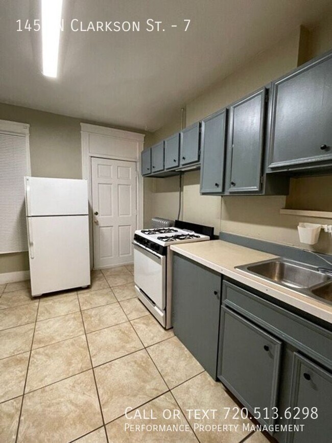 Building Photo - 1450 N Clarkson St