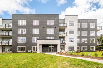 Building Photo - 29 Heckman Ave