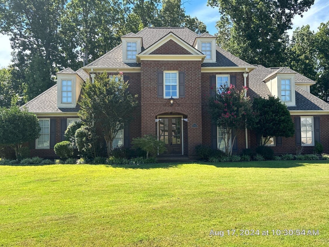 Foto principal - 10135 Ridgewood Oak Dr