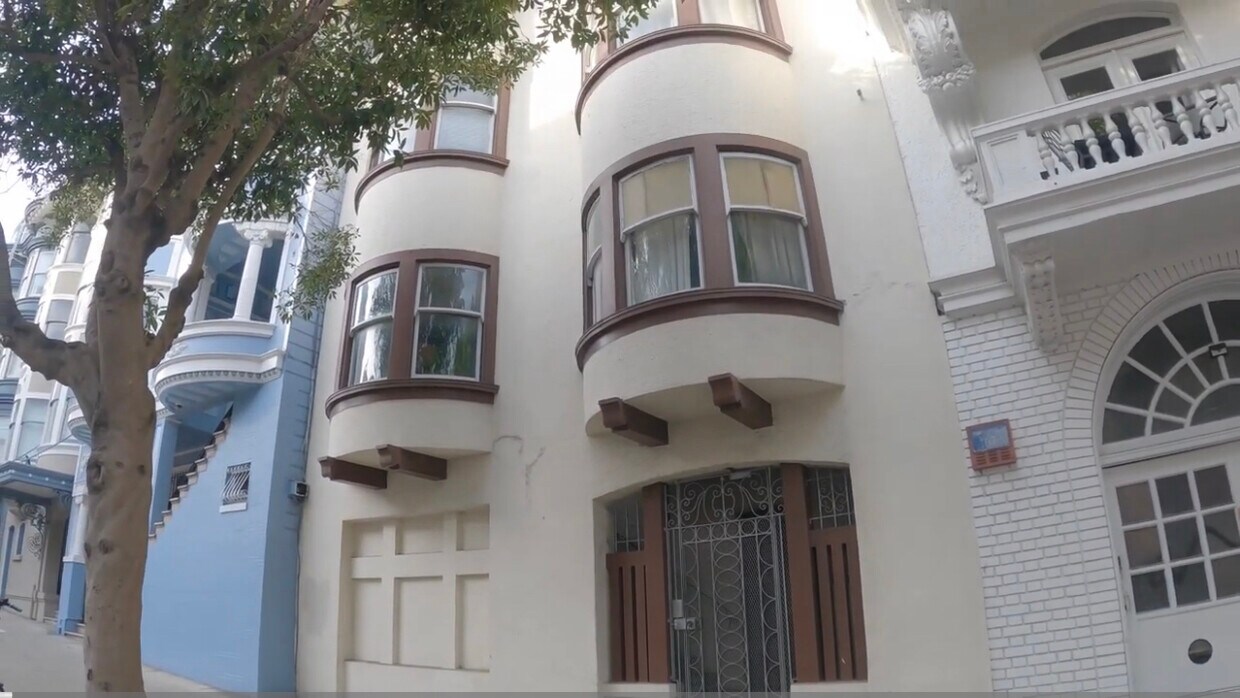 Primary Photo - 1249 Taylor St