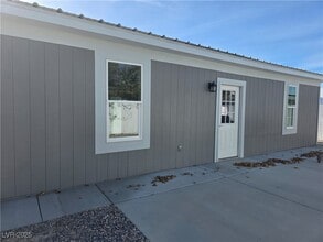 Building Photo - 1611 E Gamebird Rd