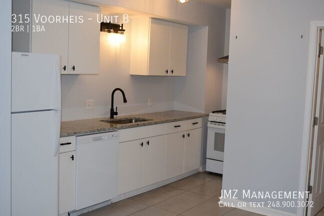 Foto del edificio - 315 Voorheis-Unit B