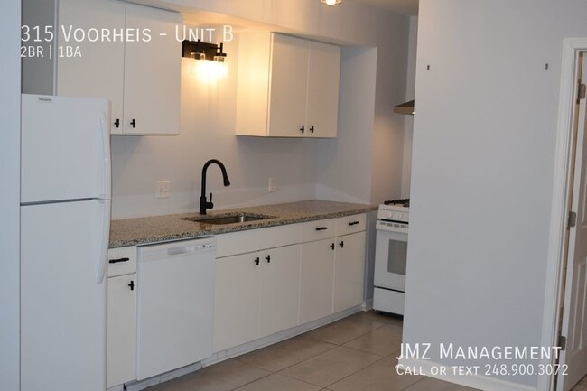 Building Photo - NEWLY RENOVATED PONTIAC UNIT FOR LEASE!