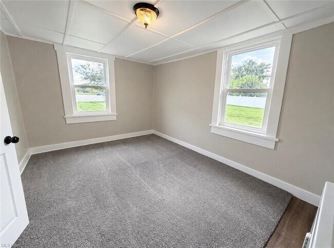 Building Photo - 2224 Hoge Ave