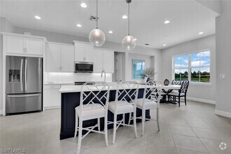 Building Photo - 7124 Saona CT