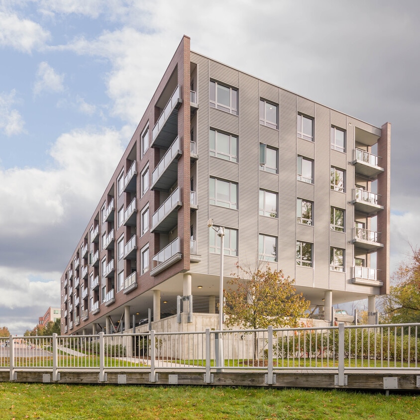Riverrun Luxury Apartments - Riverrun Apartments