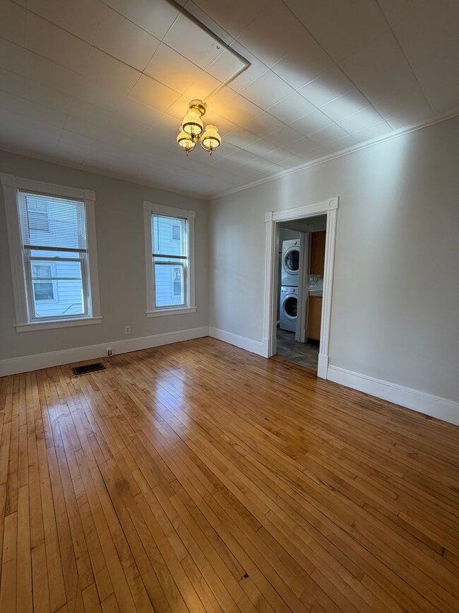 Foto del edificio - 27-29 Dalton Ave