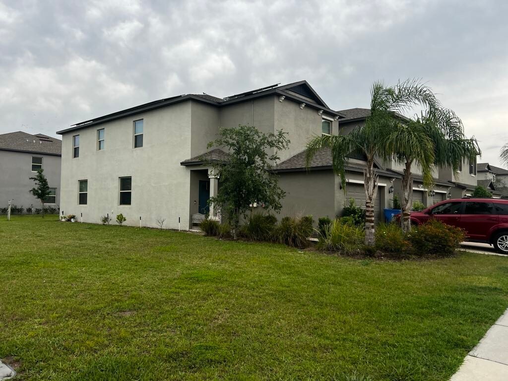 Primary Photo - 718 Royal Empress Dr