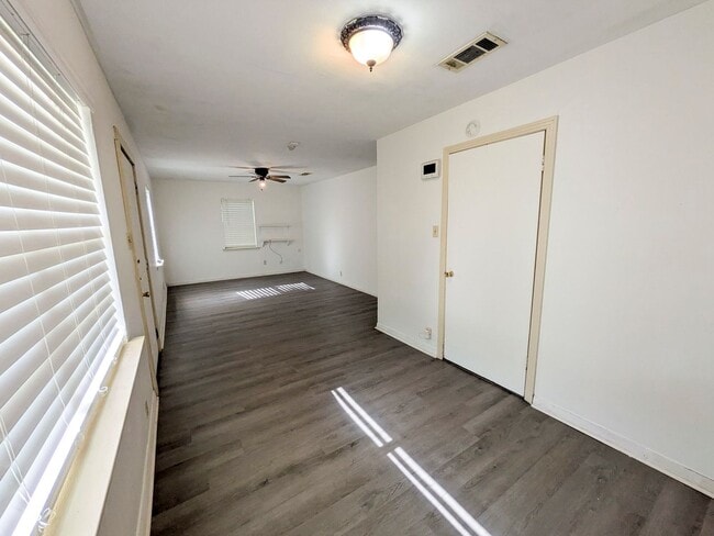 Building Photo - 4185 Steelton St