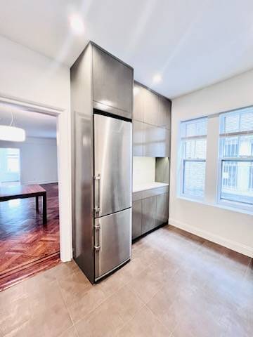 Foto del edificio - 24 Sterling St