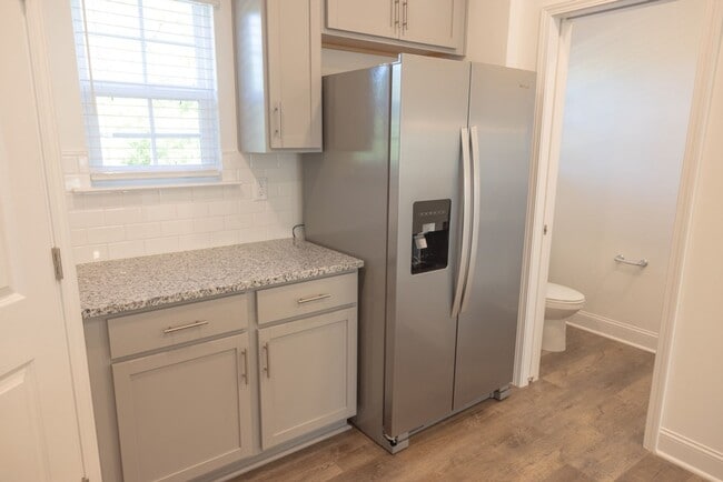 Building Photo - 1810 Matthews-Mint Hill Rd