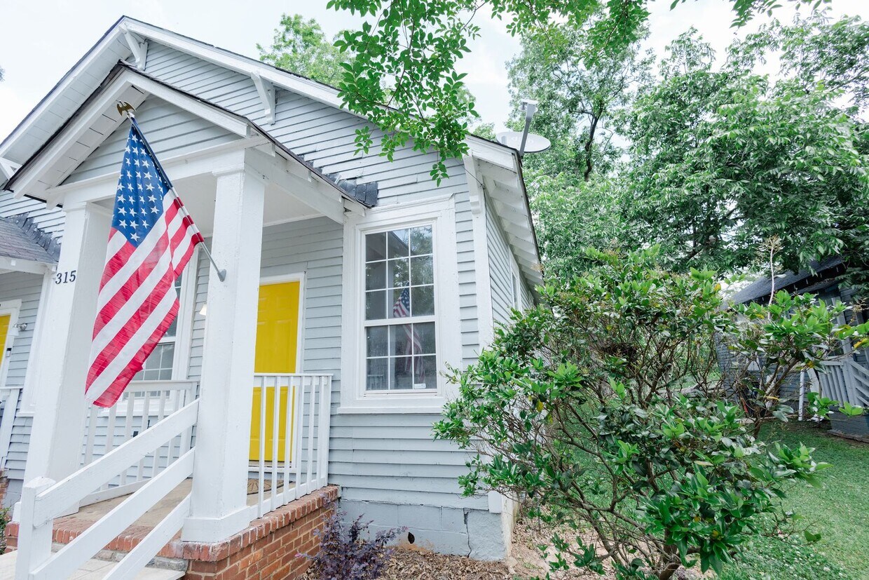 Foto principal - 315 W Chappell St