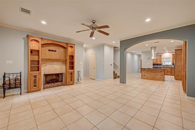 Building Photo - 3450 Pebble Beach Blvd