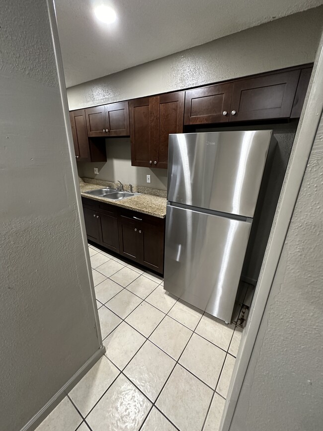 Building Photo - 1028 Dimarco Dr