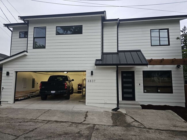 Building Photo - 4837 50th Ave SW