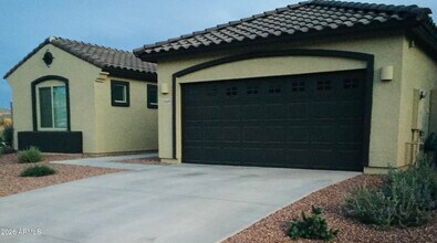 Building Photo - 3569 E Peartree Ln