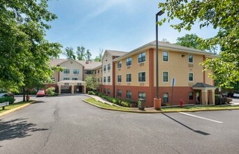 Building Photo - Furnished Studio-Red Bank - Middletown