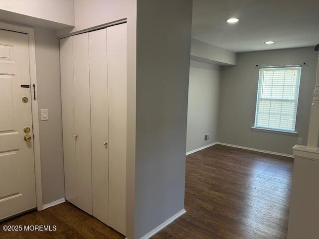 Building Photo - 1011 Wellington Pl