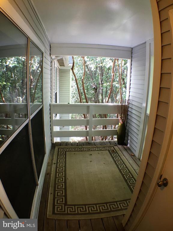 10300 Appalachian Cir Unit 302, Oakton, VA 22124 Room for Rent in Oakton, VA