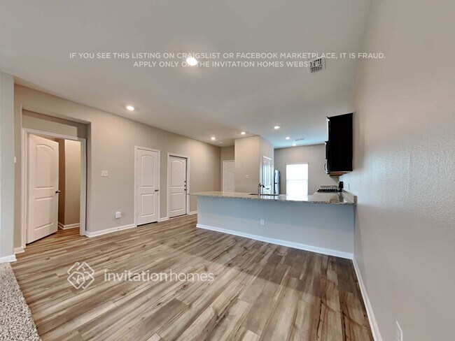 Foto del edificio - 3127 Angus Dr