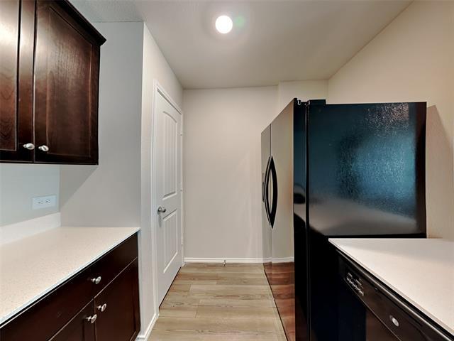 Building Photo - 305 Anvil Dr