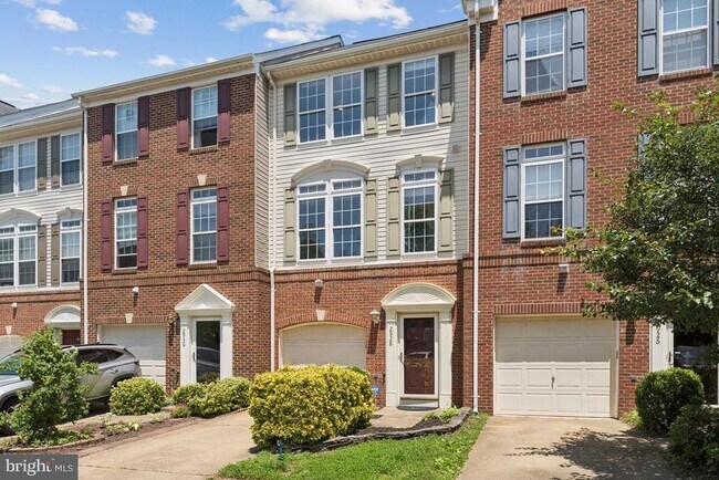 Foto del edificio - 2928 Huntington Grove Square