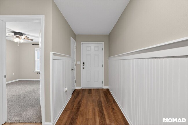 Foto del edificio - 5024 Rivergrass Dr