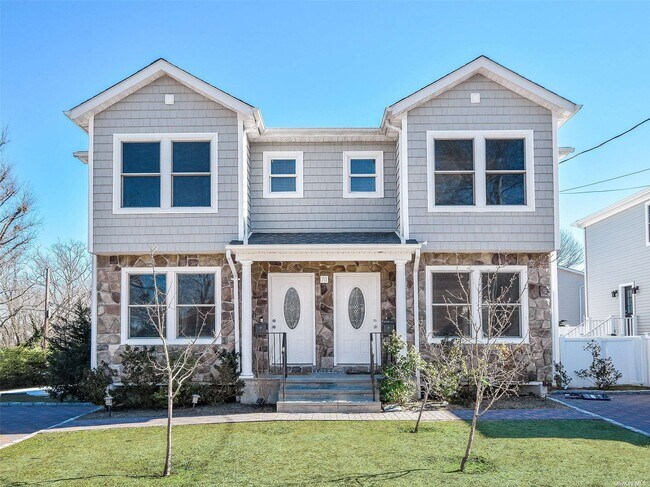 Building Photo - 70 Sagamore Hill Dr