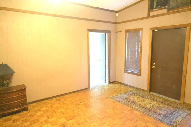 Foto del edificio - 1661 South St