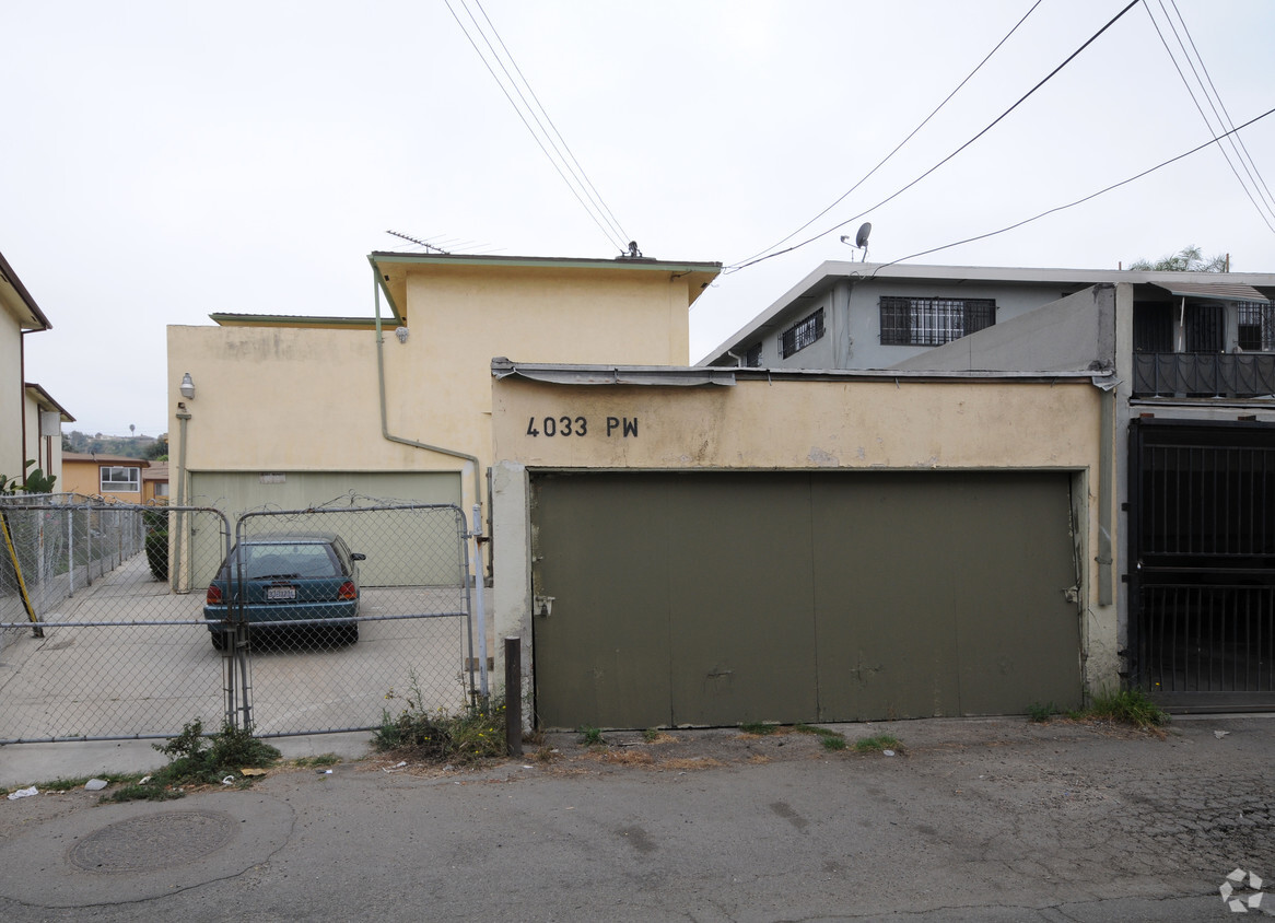 Building Photo - 4033 Palmwood