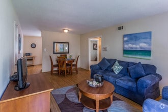 Interior Photo - Grahamwood Place-New