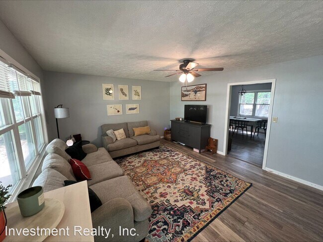 Building Photo - 3 br, 2 bath House - 42176 Maries Rd. 638