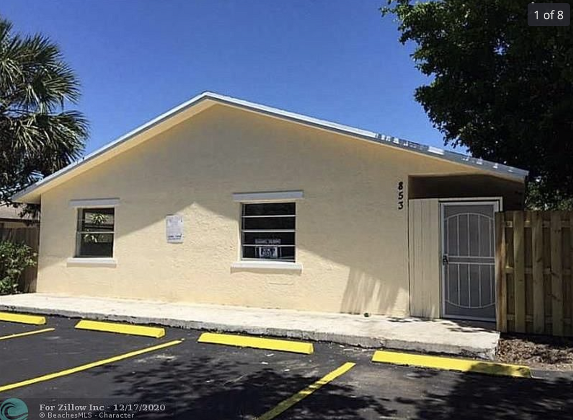 Primary Photo - 853 SW 9th Ct