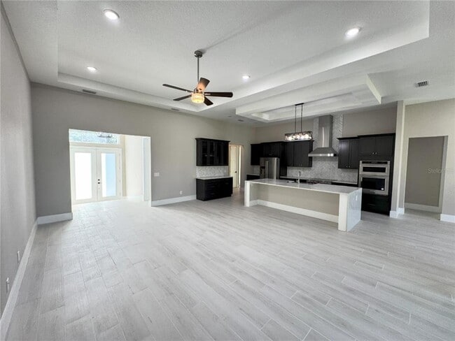 Building Photo - 547 Sanctuary Golf Pl