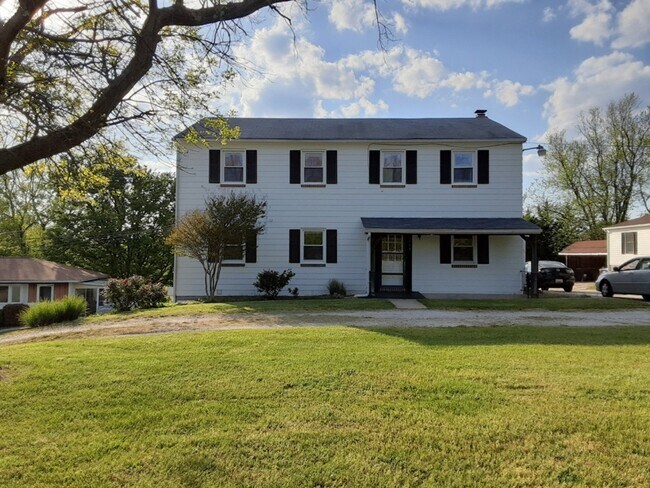 Building Photo - 8314 Sunset Dr